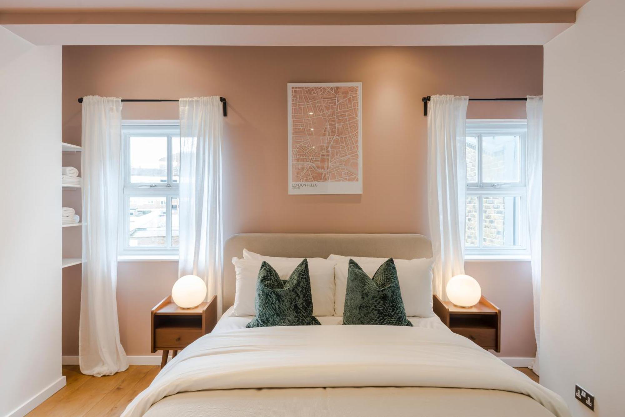 Bijou Flat On Broadway Market ลอนดอน ภายนอก รูปภาพ